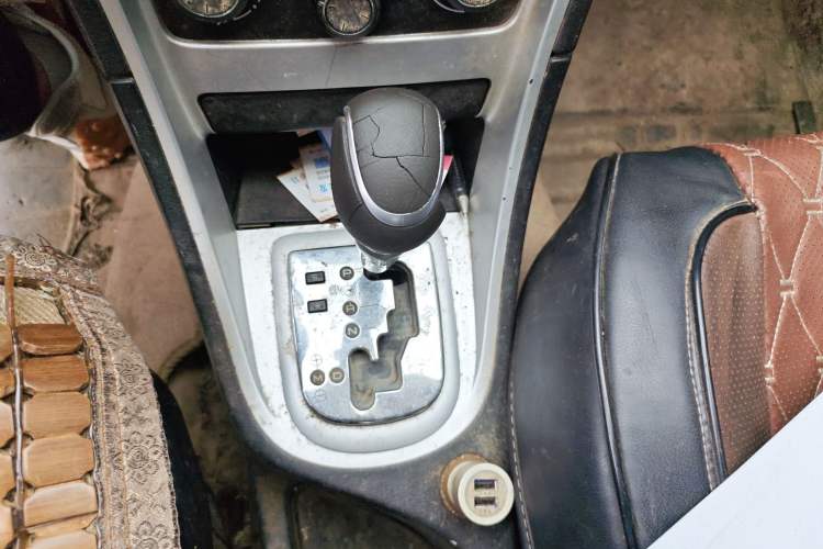 Used Peugeot 307 2012 1.6L Automatic CROSS Gear Lever