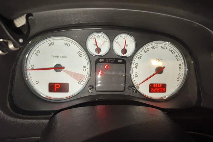 Used Peugeot 307 2012 Hatchback 1.6L Automatic Comfort Edition Instrument Cluster