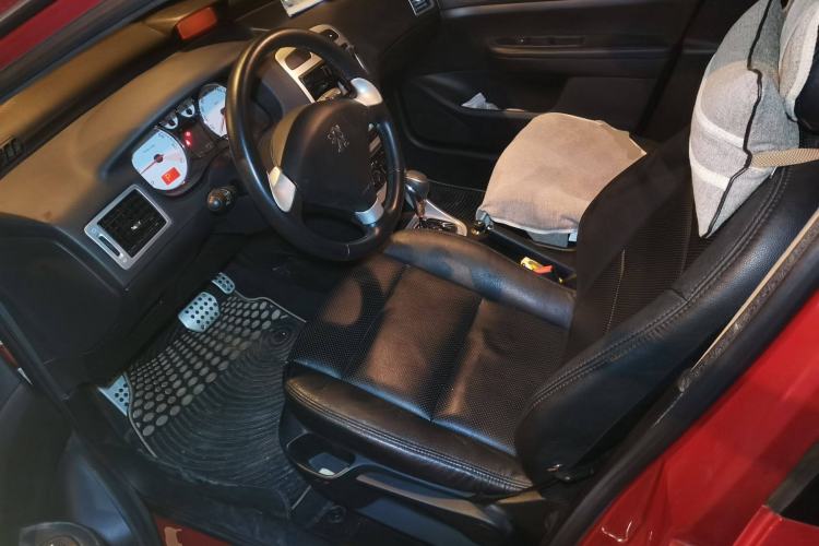 Used Peugeot 307 2012 1.6L Automatic CROSS Left Front Seat