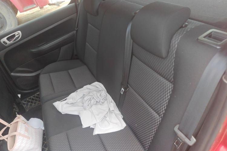 Used Peugeot 307 2012 1.6L Automatic CROSS Left Rear Seat