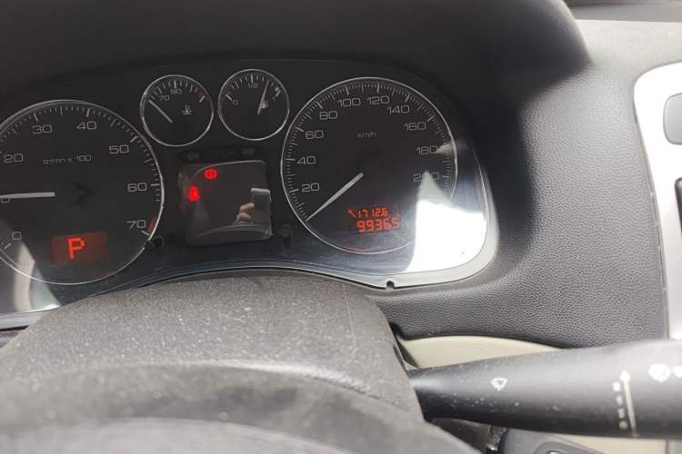 Used Peugeot 307 2012 Hatchback 1.6L Automatic Comfort Edition Odometer Close Up