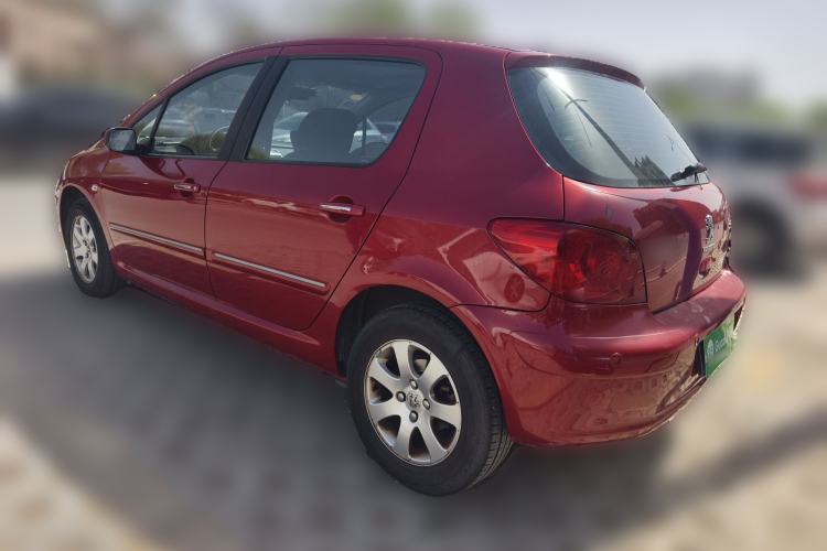 Used Peugeot 307 2012 Hatchback 1.6L Manual Comfort Edition Rear Left 45 Deg
