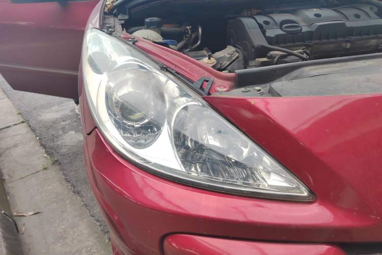 Used Peugeot 307 2012 Hatchback 1.6L Manual Comfort Edition Right Front Headlight