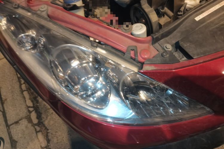 Used Peugeot 307 2012 1.6L Automatic CROSS Right Front Headlight