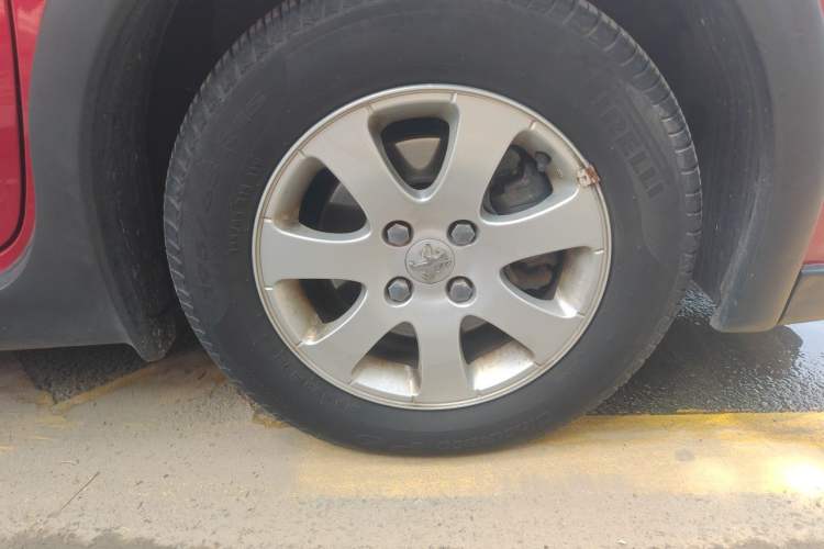 Used Peugeot 307 2012 1.6L Automatic CROSS Right Front Wheel Hub