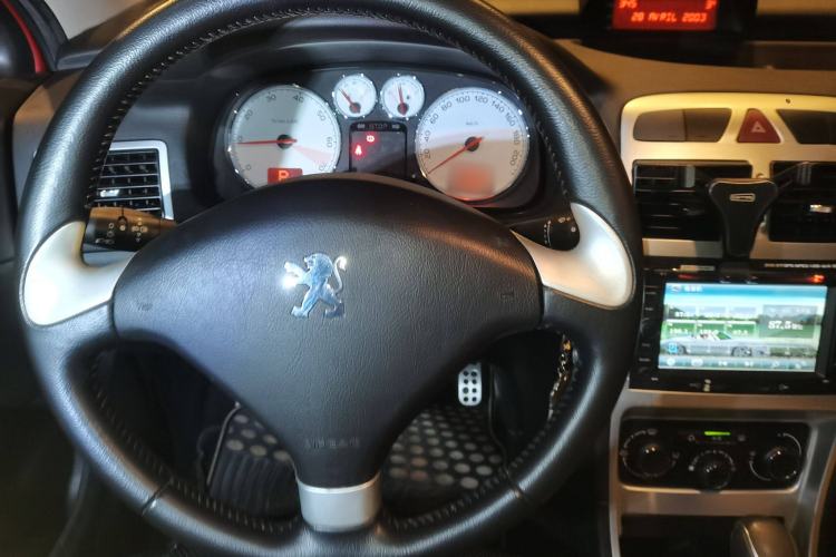 Used Peugeot 307 2012 1.6L Automatic CROSS Steering Wheel