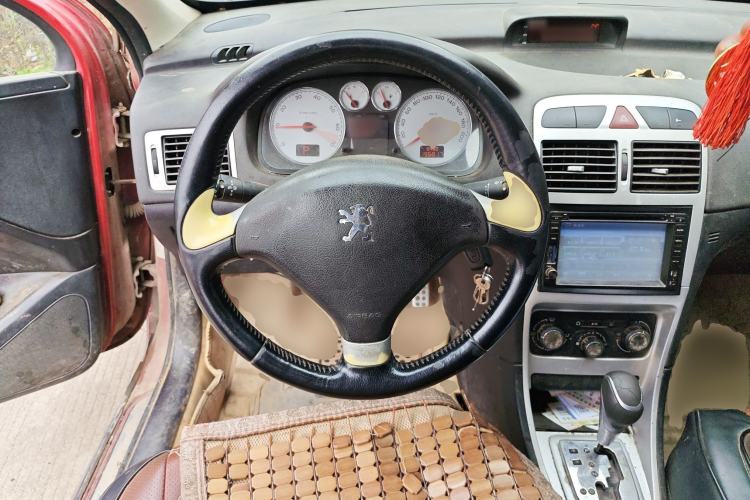 Used Peugeot 307 2012 1.6L Automatic CROSS Steering Wheel