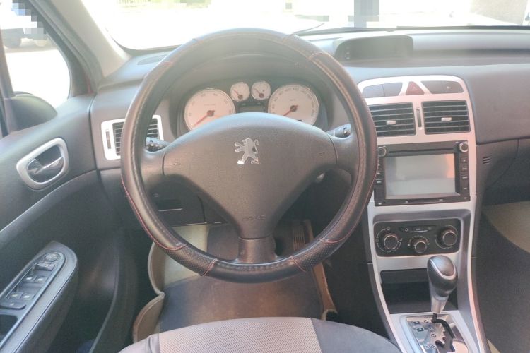 Used Peugeot 307 2012 Hatchback 1.6L Automatic Comfort Edition Steering Wheel