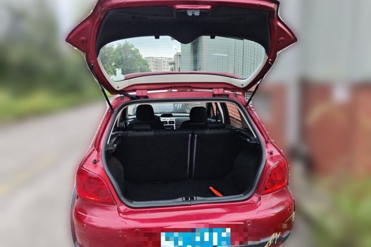 Used Peugeot 307 2012 1.6L Automatic CROSS Trunk