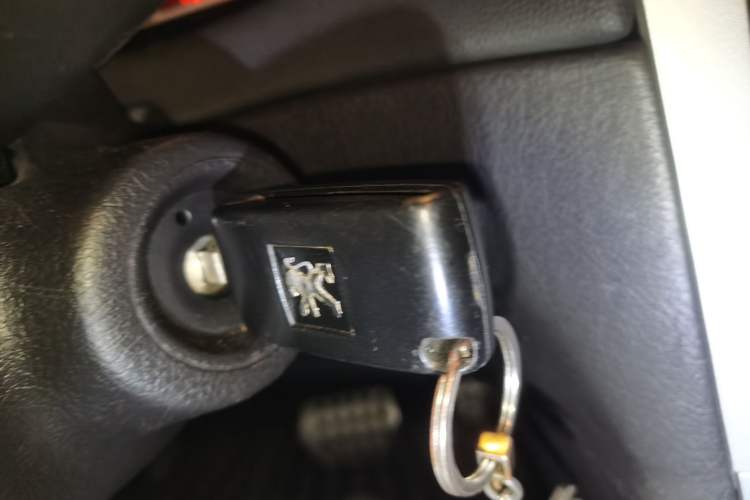 Used Peugeot 307 2012 1.6L Automatic CROSS Vehicle Key