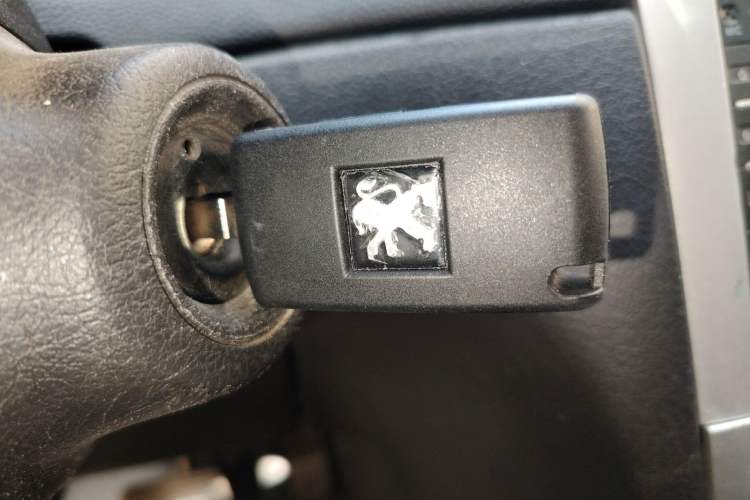 Used Peugeot 307 2012 Hatchback 1.6L Automatic Comfort Edition Vehicle Key