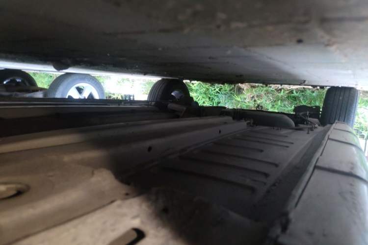Used Peugeot 307 2012 1.6L Manual CROSS Chassis Front Right