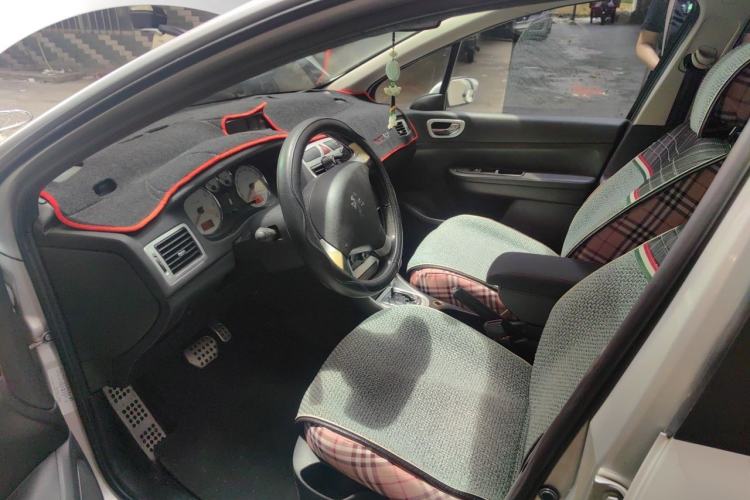 Used Peugeot 307 2012 1.6L Automatic CROSS Driver Seat