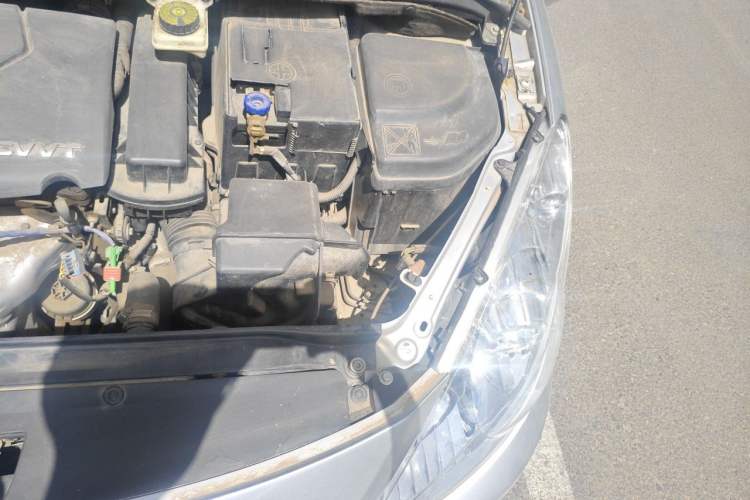 Used Peugeot 307 2012 1.6L Automatic CROSS Engine Bay Left