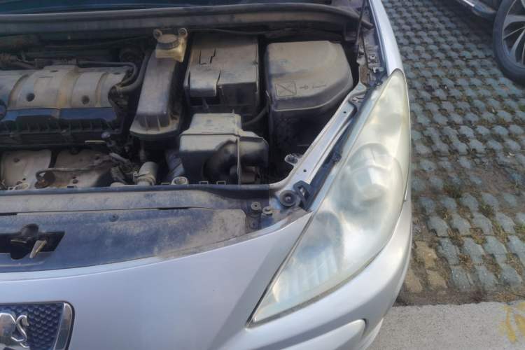Used Peugeot 307 2012 Hatchback 1.6L Automatic Comfort Edition Engine Bay Left