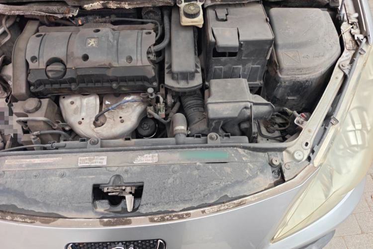 Used Peugeot 307 2012 1.6L Manual CROSS Engine Bay Left