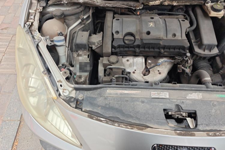 Used Peugeot 307 2012 1.6L Manual CROSS Engine Bay Right