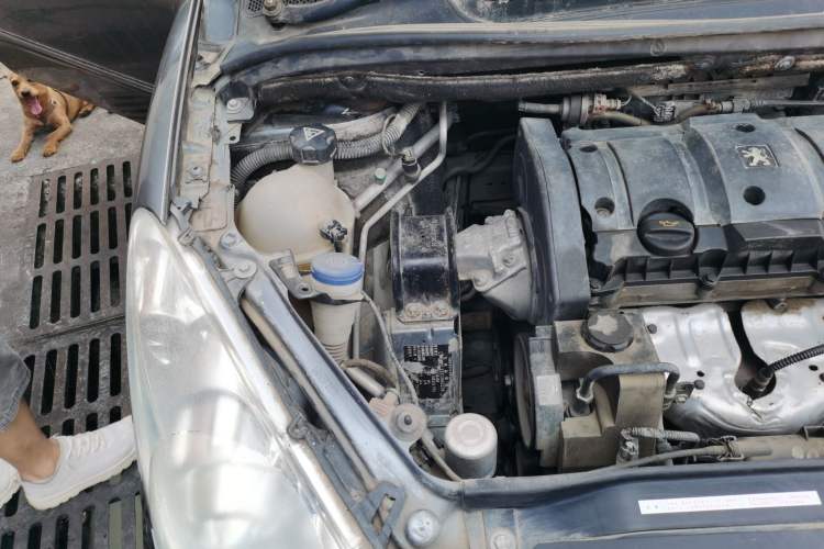 Used Peugeot 307 2012 Hatchback 1.6L Manual Comfort Edition Engine Bay Right