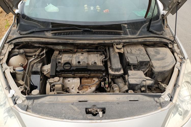 Used Peugeot 307 2012 Hatchback 1.6L Manual Comfort Edition Engine Bay