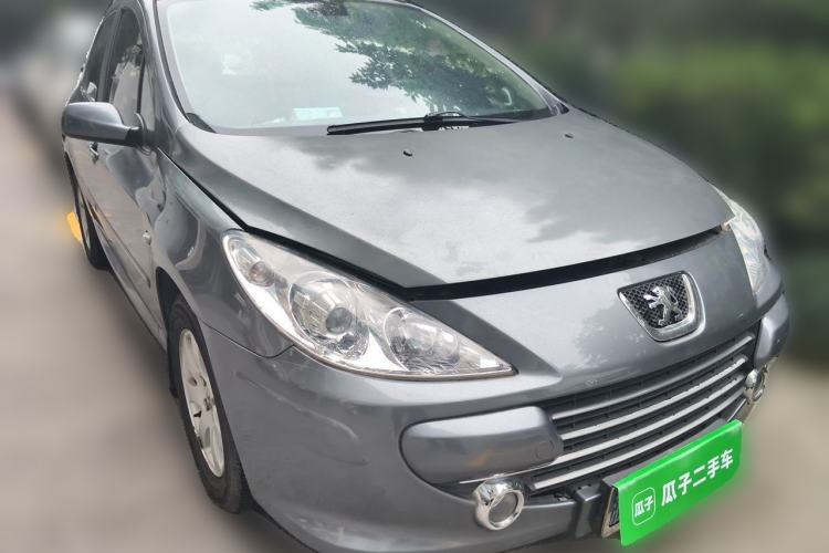 Used Peugeot 307 2012 1.6L Automatic CROSS Front Right 45 Deg