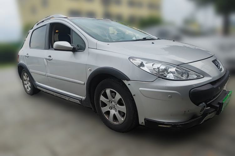 Used Peugeot 307 2012 Hatchback 1.6L Automatic Comfort Edition Front Right 45 Deg