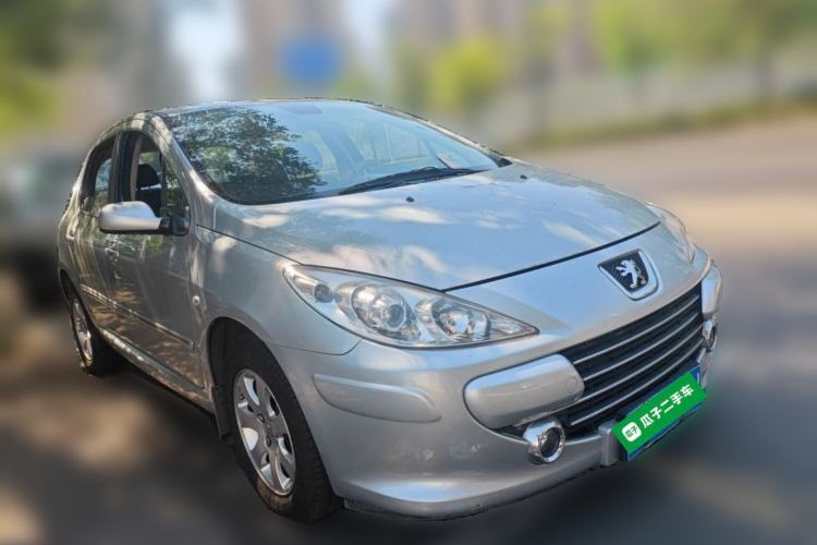 Used Peugeot 307 2012 Hatchback 1.6L Automatic Comfort Edition Front Right 45 Deg
