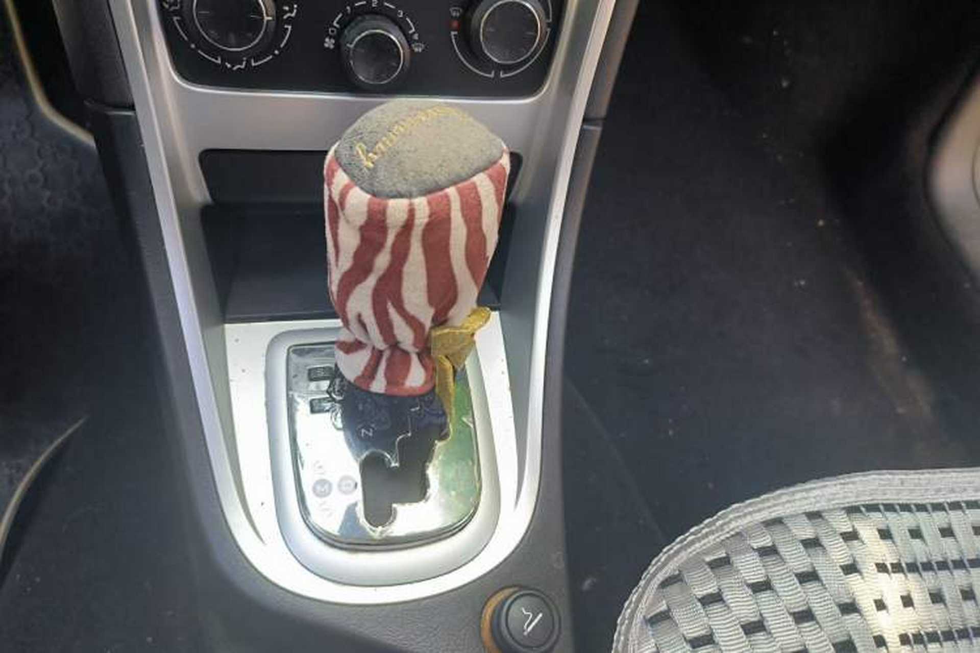 Used Peugeot 307 2012 1.6L Automatic CROSS Gear Lever