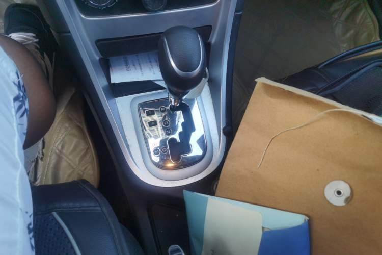 Used Peugeot 307 2012 Hatchback 1.6L Automatic Comfort Edition Gear Lever