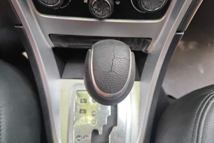 Used Peugeot 307 2012 Hatchback 1.6L Automatic Comfort Edition Gear Lever