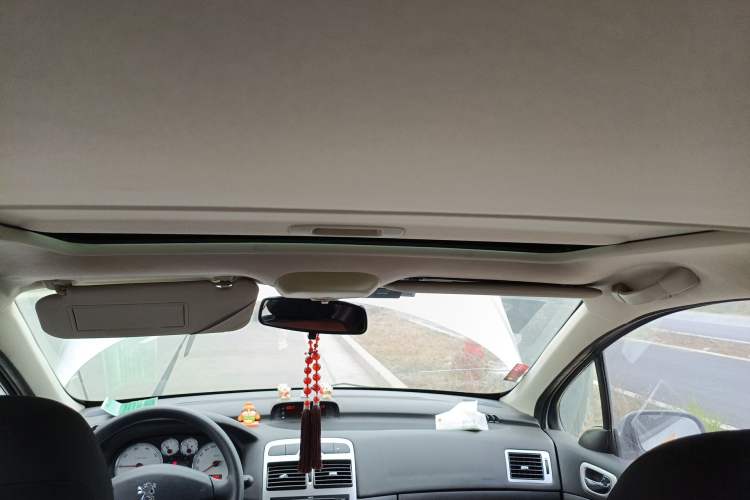 Used Peugeot 307 2012 Hatchback 1.6L Manual Comfort Edition Headliner
