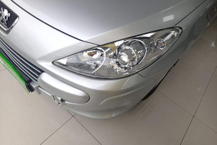 Used Peugeot 307 2012 Hatchback 1.6L Manual Comfort Edition Left Front Headlight