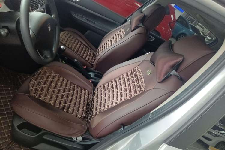 Used Peugeot 307 2012 Hatchback 1.6L Manual Comfort Edition Left Front Seat