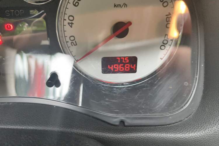 Used Peugeot 307 2012 1.6L Automatic CROSS Odometer Close Up