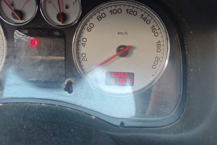 Used Peugeot 307 2012 Hatchback 1.6L Manual Comfort Edition Odometer Close Up