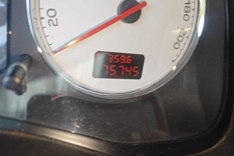 Used Peugeot 307 2012 Hatchback 1.6L Automatic Comfort Edition Odometer Close Up