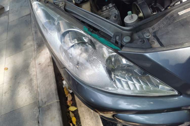 Used Peugeot 307 2012 Hatchback 1.6L Automatic Comfort Edition Right Front Headlight