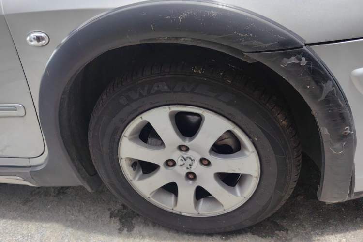 Used Peugeot 307 2012 1.6L Automatic CROSS Right Front Wheel Hub