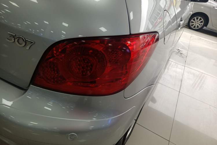 Used Peugeot 307 2012 Hatchback 1.6L Manual Comfort Edition Right Rear Taillight
