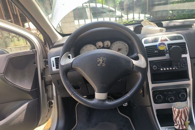 Used Peugeot 307 2012 1.6L Automatic CROSS Steering Wheel