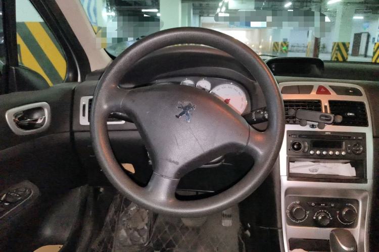 Used Peugeot 307 2012 Hatchback 1.6L Automatic Comfort Edition Steering Wheel