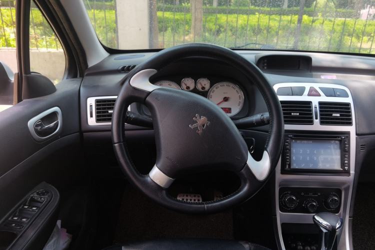 Used Peugeot 307 2012 Hatchback 1.6L Automatic Comfort Edition Steering Wheel