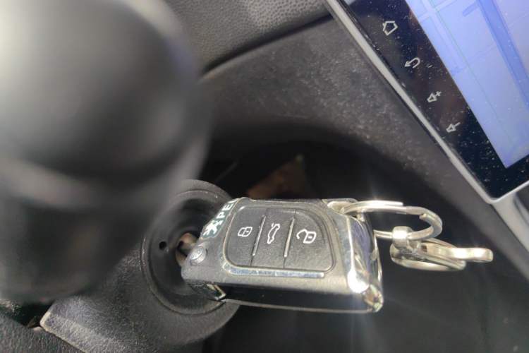 Used Peugeot 307 2012 1.6L Automatic CROSS Vehicle Key