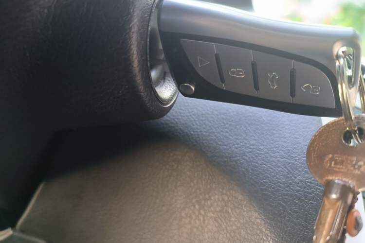 Used Peugeot 307 2012 1.6L Automatic CROSS Vehicle Key