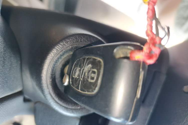 Used Peugeot 307 2012 Hatchback 1.6L Manual Comfort Edition Vehicle Key