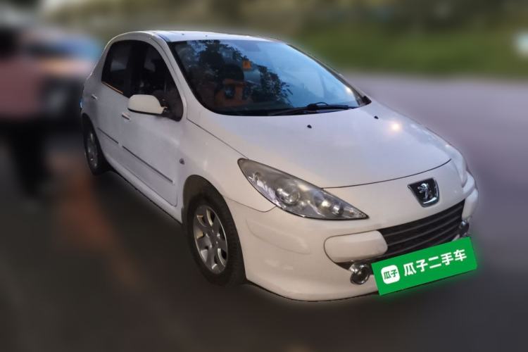 Used Peugeot 307 2012 Hatchback 1.6L Automatic Comfort Edition Front Right 45 Deg