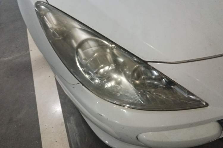 Used Peugeot 307 2012 Hatchback 1.6L Manual Comfort Edition Right Front Headlight