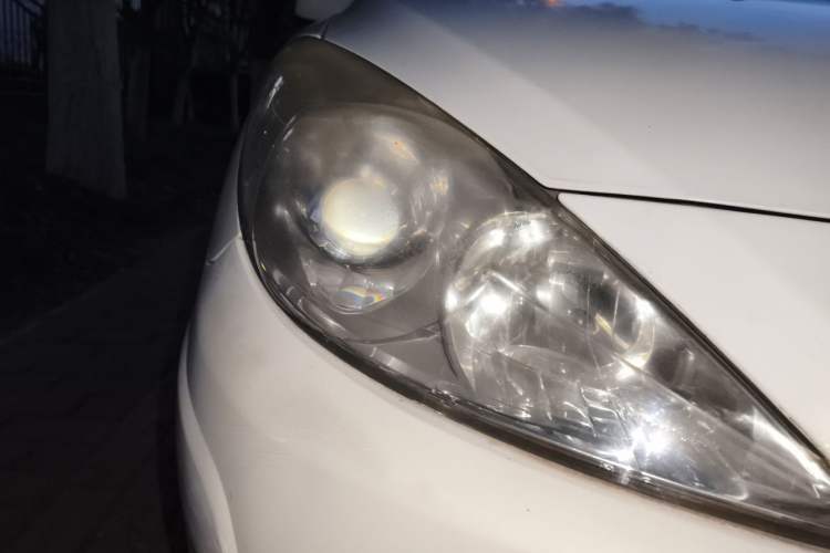 Used Peugeot 307 2012 Hatchback 1.6L Automatic Comfort Edition Right Front Headlight