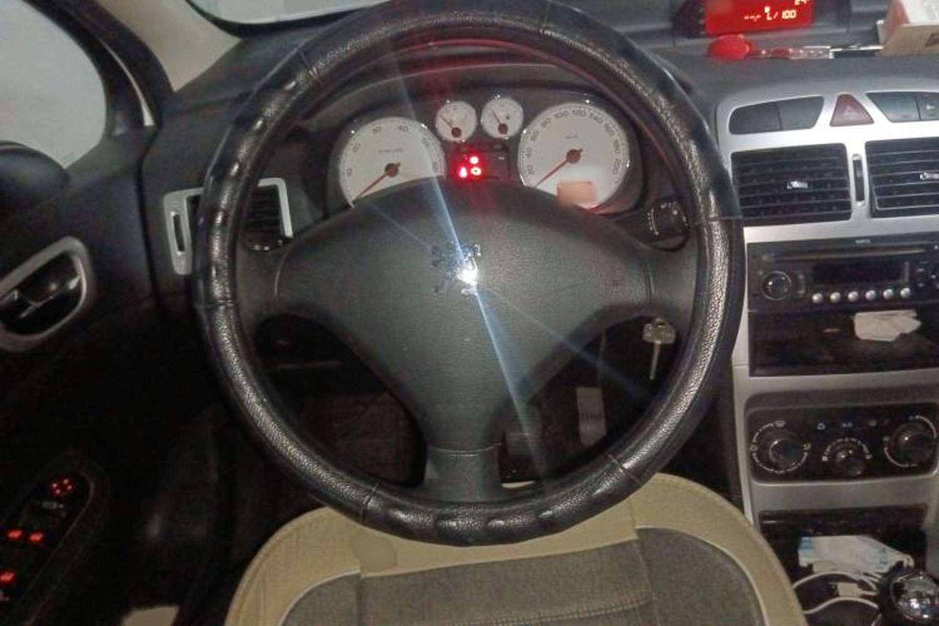 Used Peugeot 307 2012 Hatchback 1.6L Manual Comfort Edition Steering Wheel