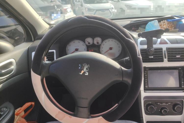 Used Peugeot 307 2012 Hatchback 1.6L Manual Comfort Edition Steering Wheel