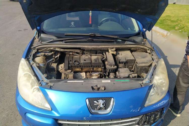 Used Peugeot 307 2013 Hatchback 1.6L Manual Comfort Edition Engine Bay